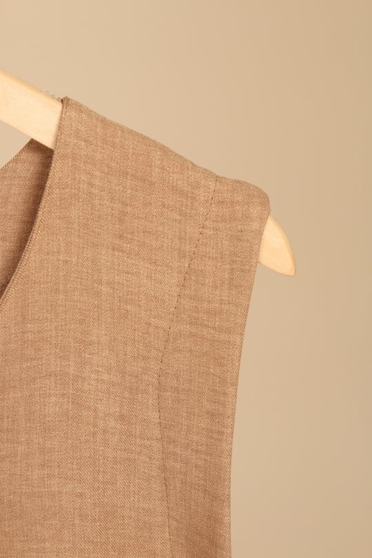 *** TOP SANS MANCHE MARRON CLAIR 46/48
